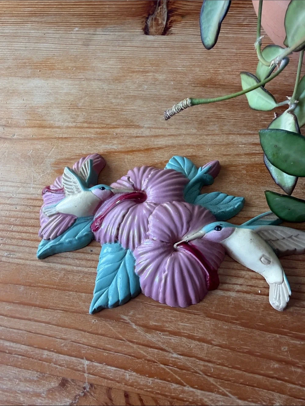 Vintage Hummingbirds & Hibiscus Wall Accent